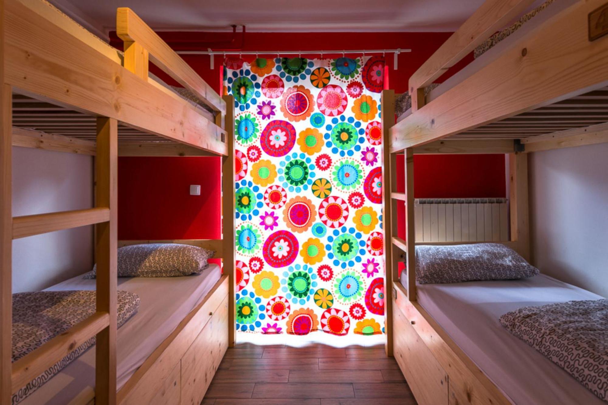 Bed 6-Bed Mixed Dormitory Room